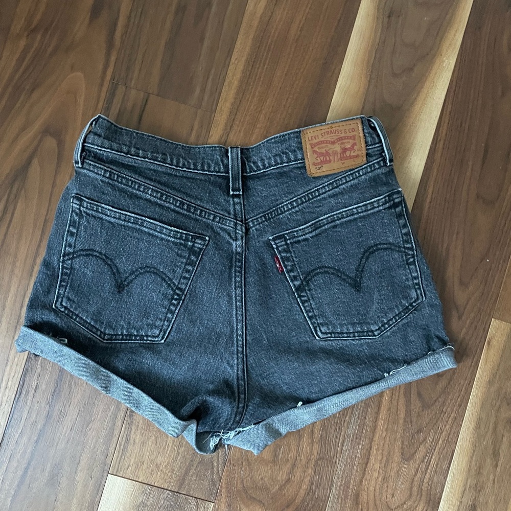 Levi’s black 501 jean shorts
